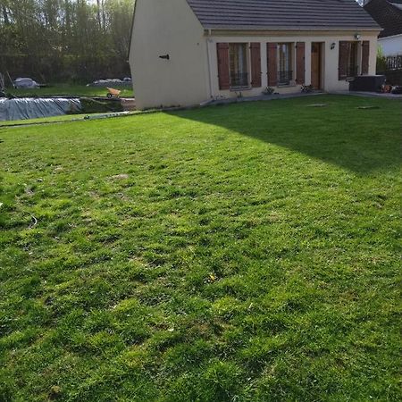 Agreable Chambre Double Avec Salle D'Eau Privative Le Mesnil-Theribus Exterior foto