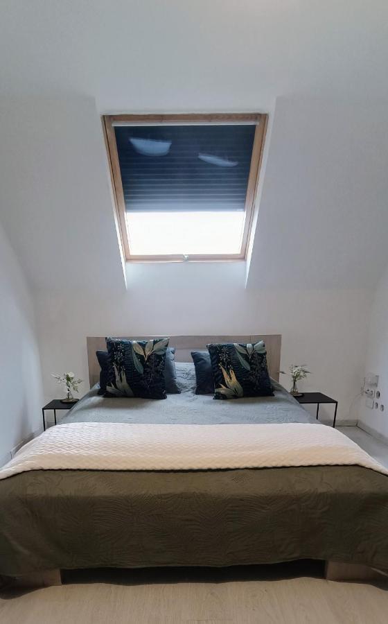 Agreable Chambre Double Avec Salle D'Eau Privative Le Mesnil-Theribus Exterior foto